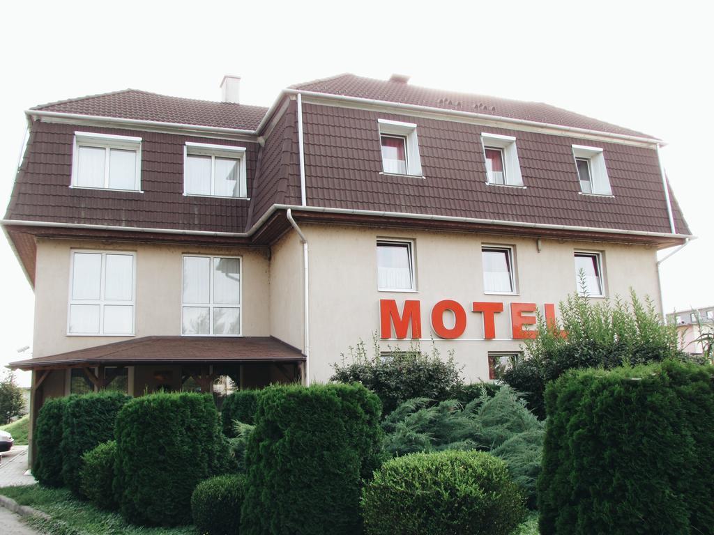 Székesfehérvár Panama Motel المظهر الخارجي الصورة